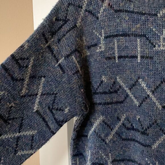 Vintage Crewneck Sweater Made in USA large Le Tigre Y2K Holiday SKI - Picture 3 of 5